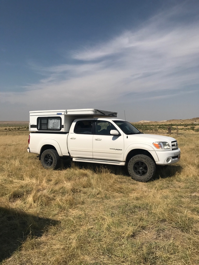 2006 Toyota Tundra Gen 1 with Four Wheel Camper